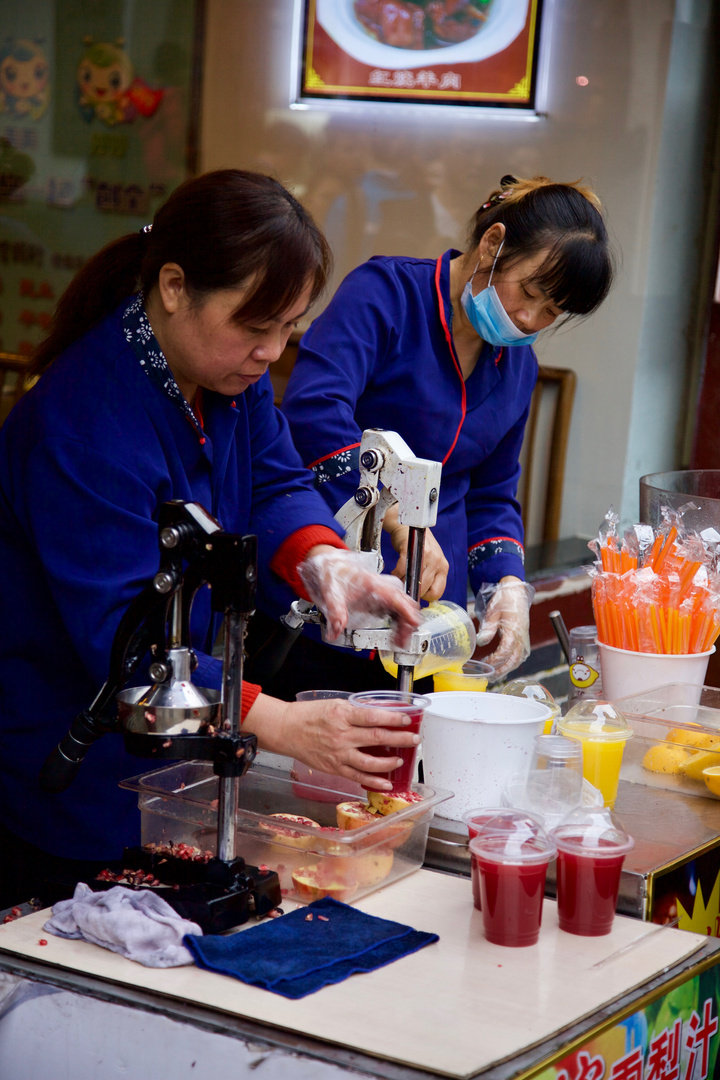 SH-Qibao old town: Kitchen (III)