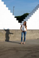 Shadow on the wall_Anna
