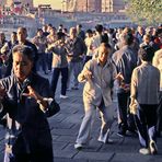 shadow walking at The Bund 01