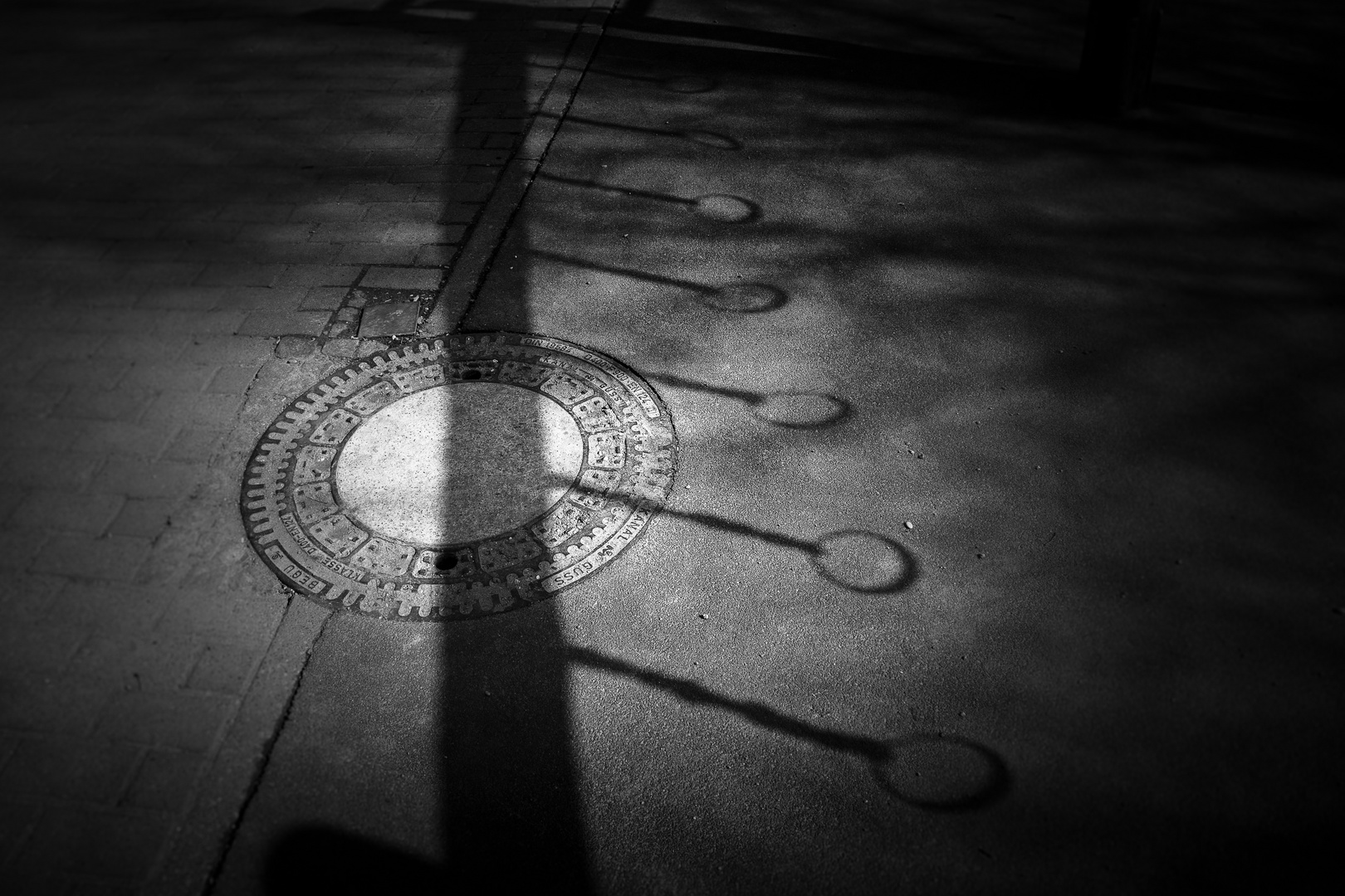 Shadows, Lights and Creativity