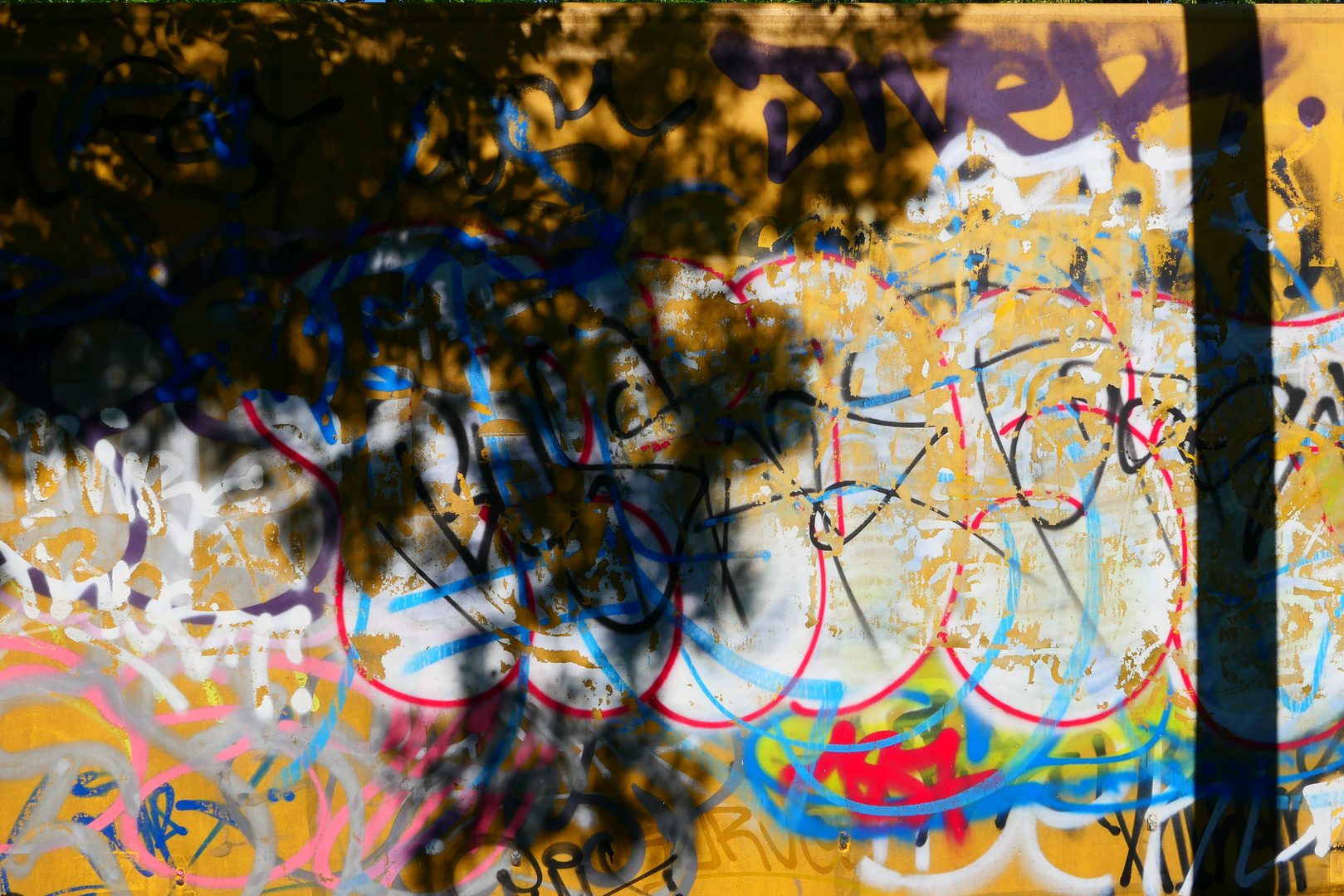 Shadows on graffiti