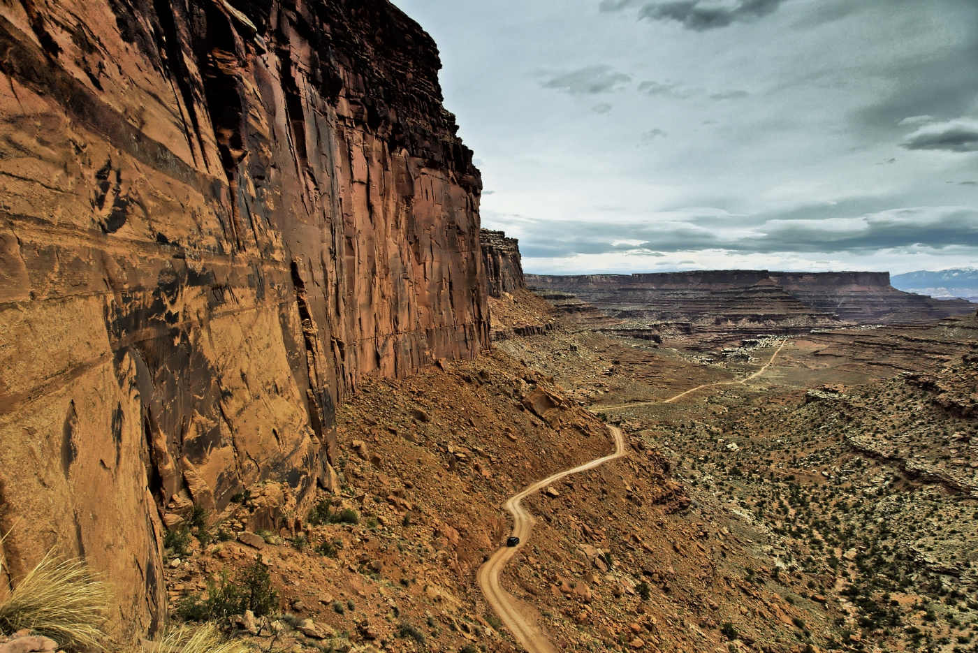 Shafer Canyon Road