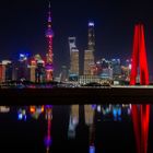 Shanghai bei Nacht (mit Spiegelung)