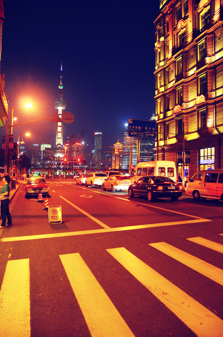 Shanghai bei Nacht / Shanghai Nightlife