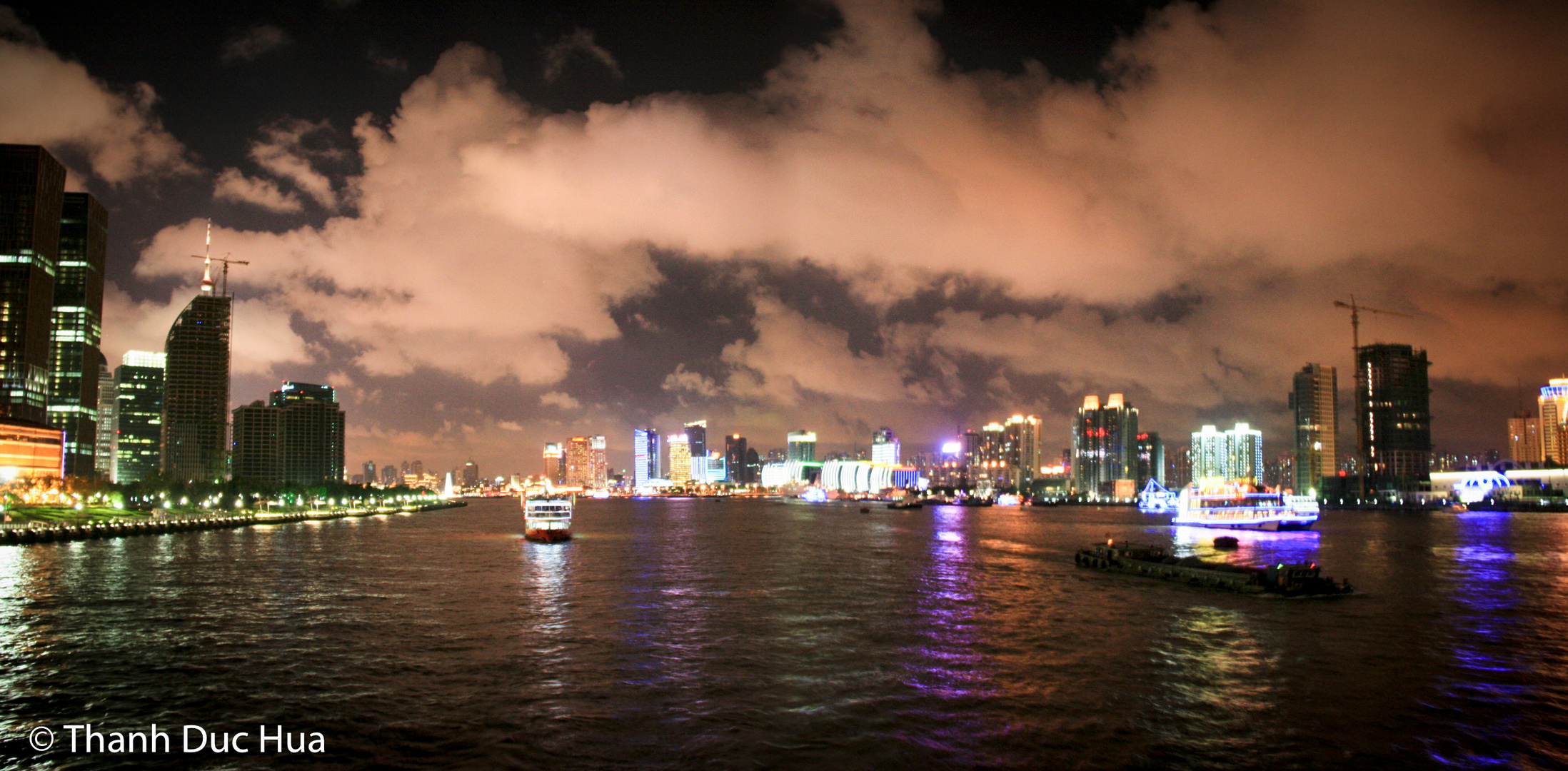 Shanghai Night Panorama by tdhua