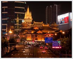 Shanghai Nights - Jing'an Tempel