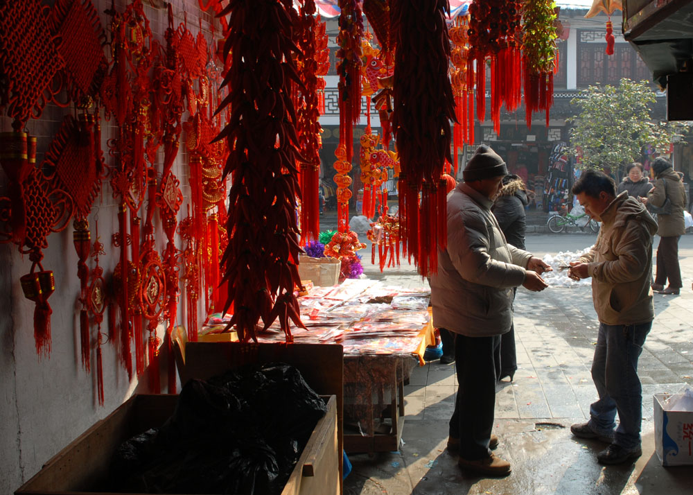 Shanghai Old Town VIII - Selling luck