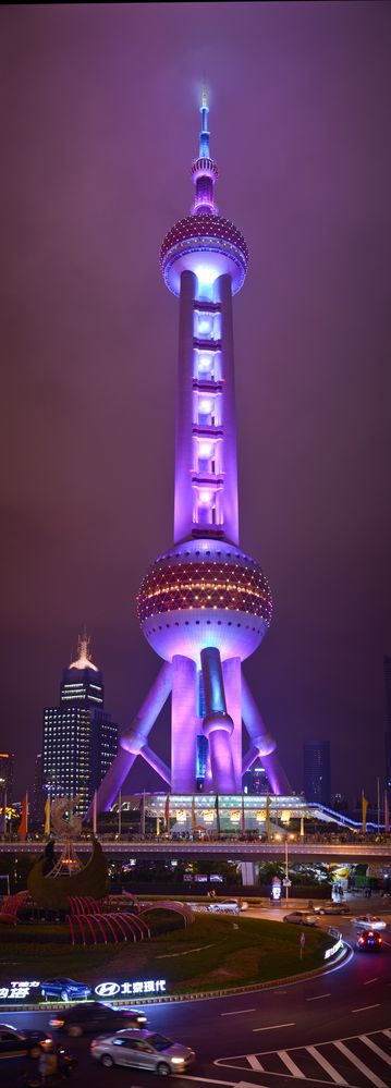 Shanghai "Oriental Pearl" TV-Tower