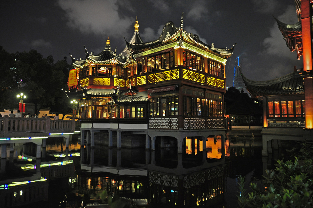 Shanghai  - Teehaus in der "alten" Altstadt