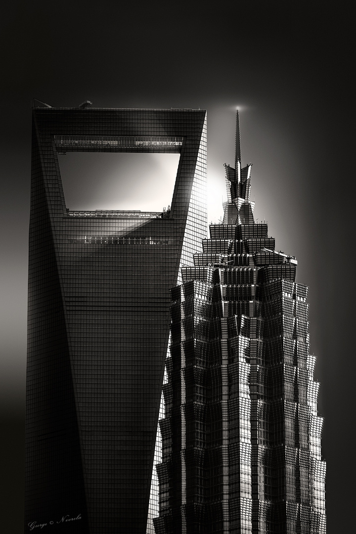 Shanghai_World_Financial_Center_Jin_Mao_Tower_b&w