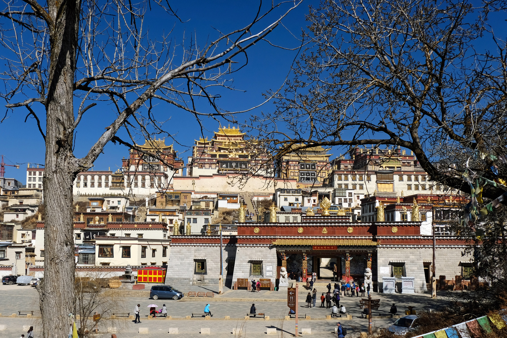 Shangri-La, Tibetanisches Kloster Ganden Sumtseling