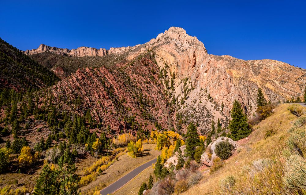 Sheep Creek Geological Loop, Flaming Gorge, Utah, USA