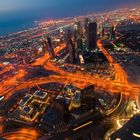 Sheik Zayed Road vom Burj Khalifa ( Dubai ) gesehen NACHT