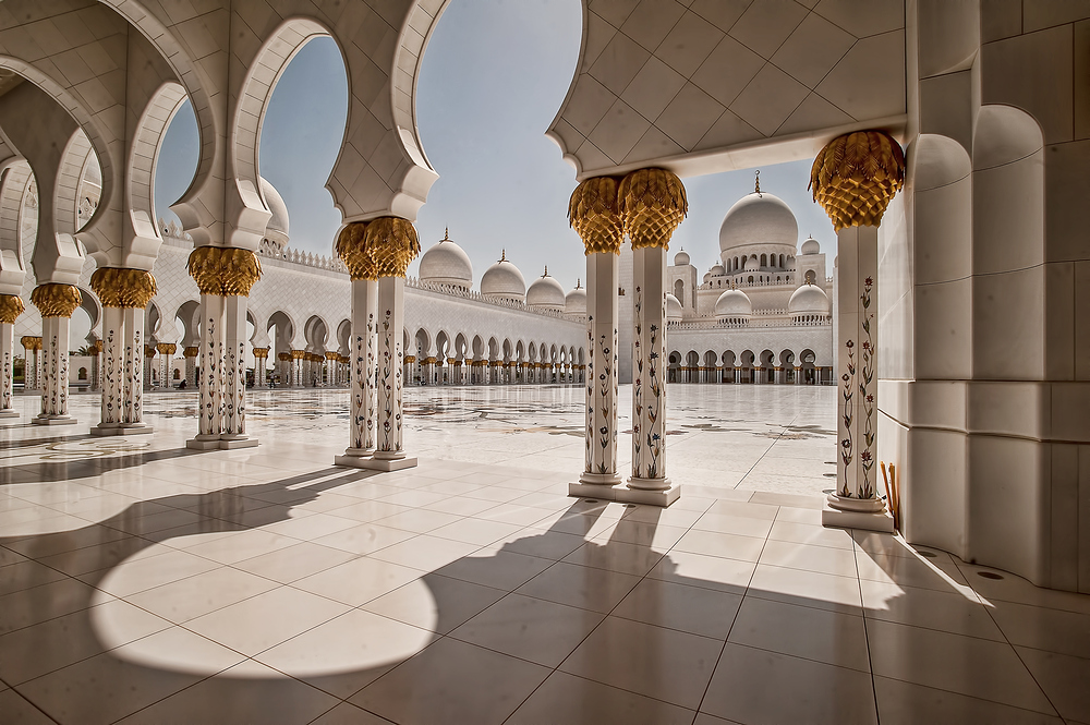 - Sheikh Zayed Grand Mosque -