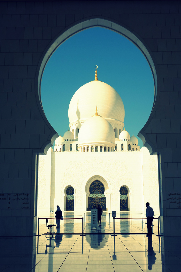 sheikh zayed grand mosque