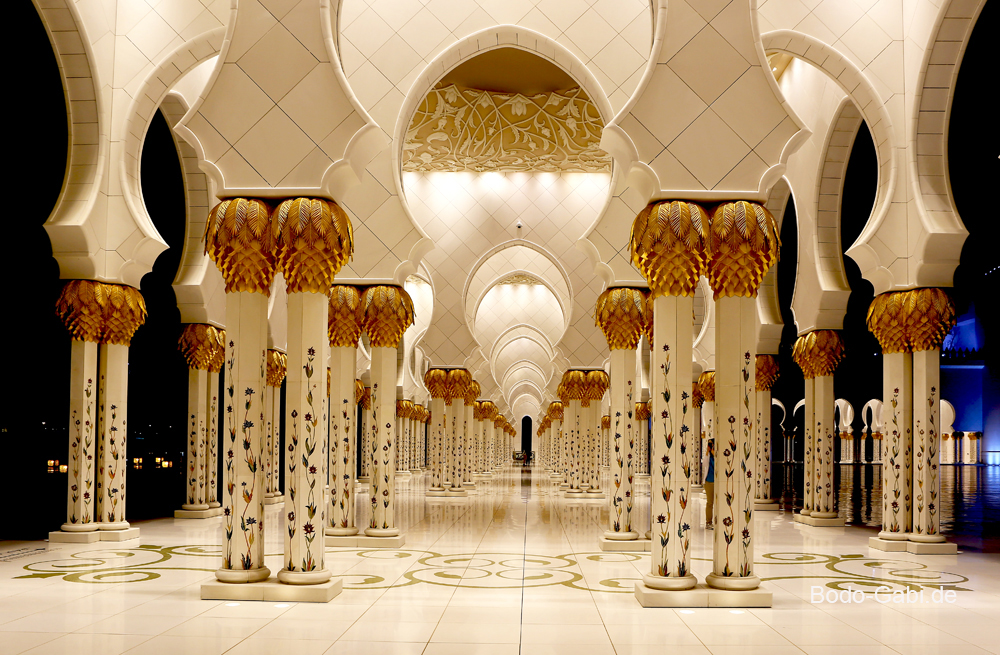 Sheikh-Zayed Grand Mosque VI