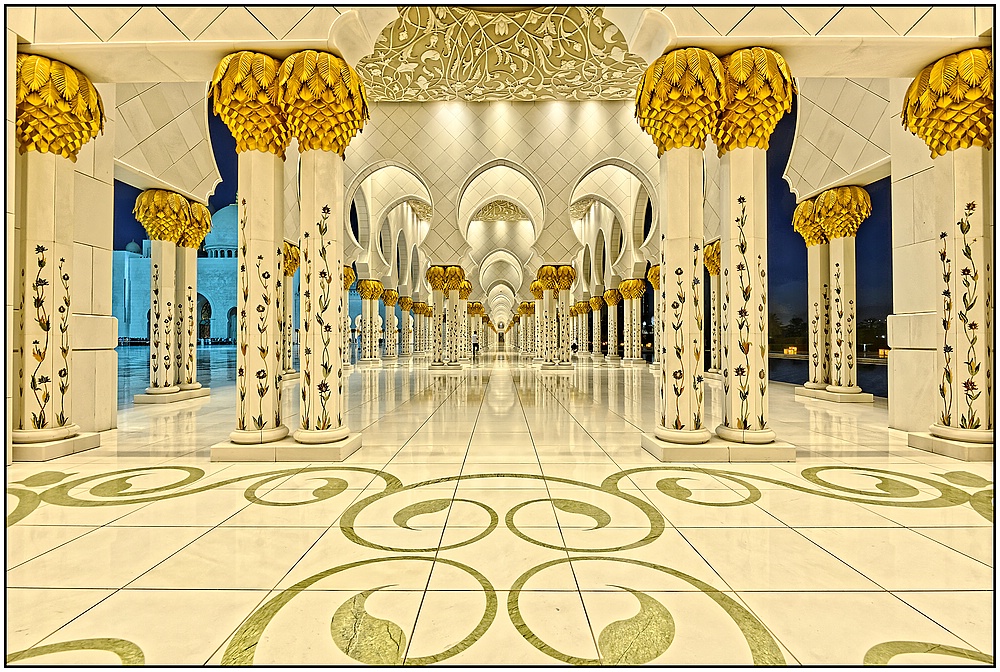 Sheikh Zayed Moschee 7