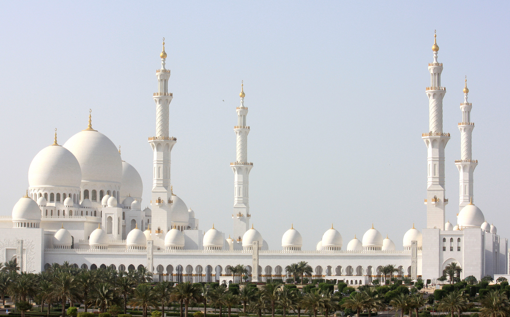 Sheikh Zayed Mosque - die weiße Pracht von Abu Dhabi