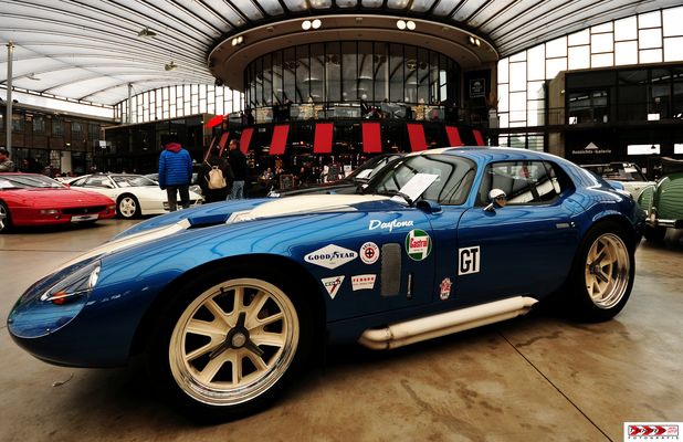Shelby Cobra Daytona Coupe CSX 9000 Continuation