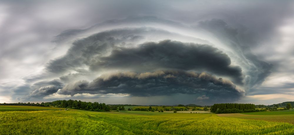 Shelf Cloud bei Mons, Belgien