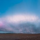 Shelf-Cloud zur blauen Stunde