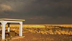 shelter @ Little Painted Desert