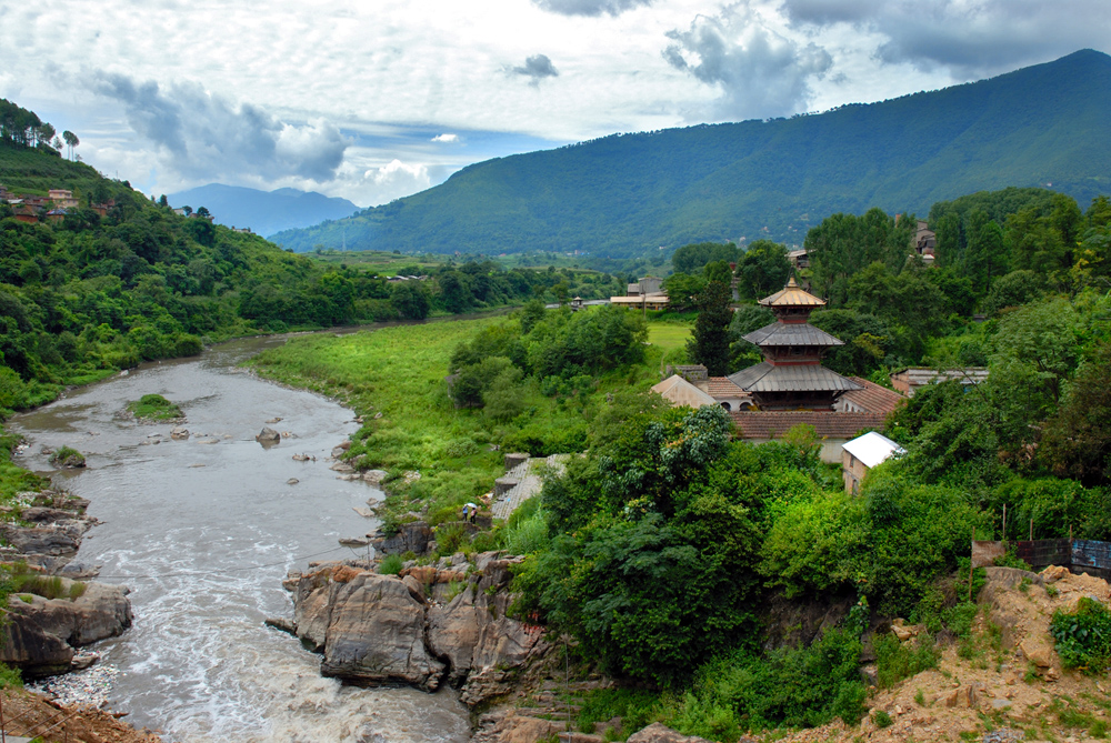 Shikha Narayan temple beside Bagmati river