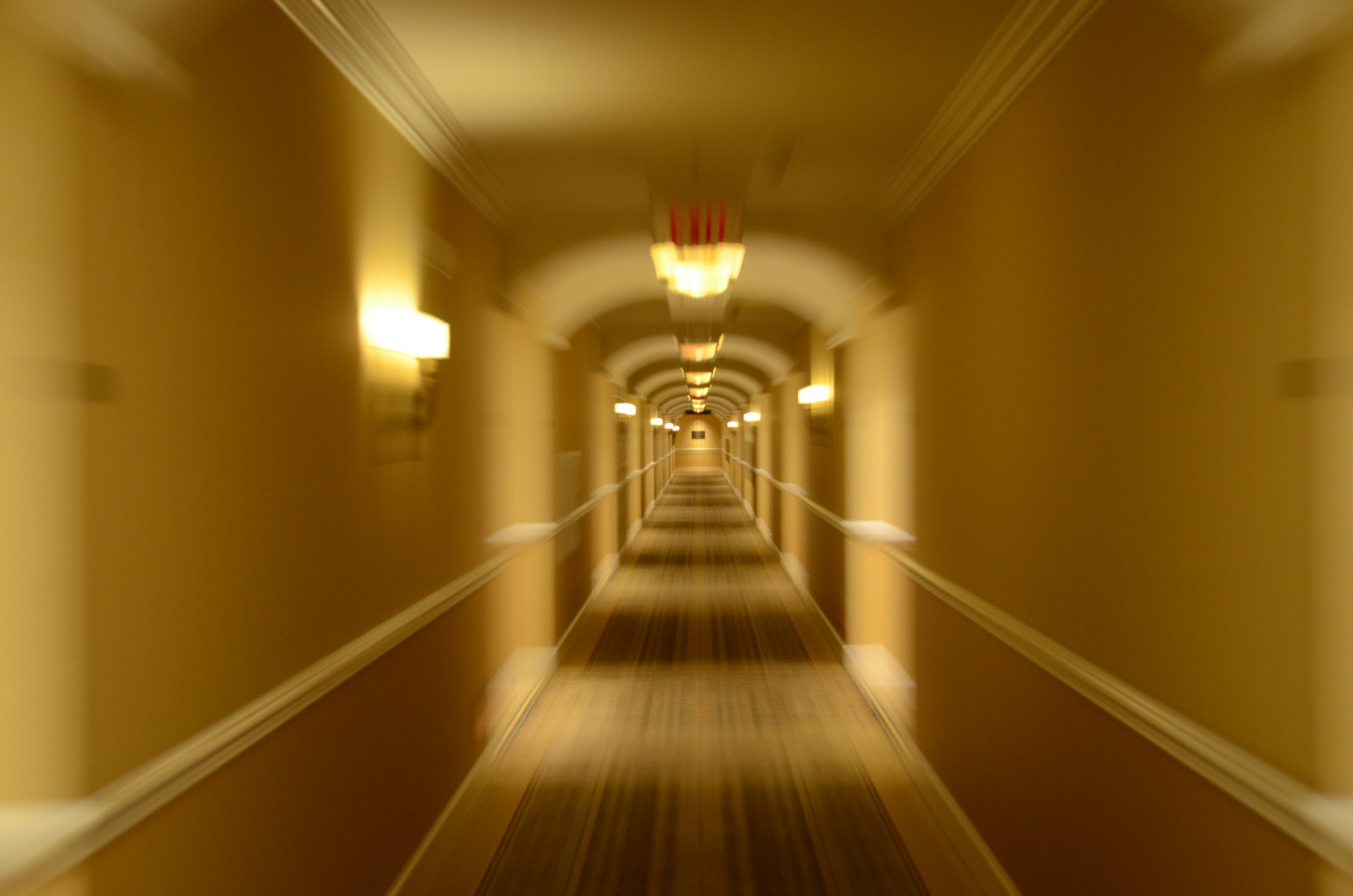 shining hallway in Venetian Las Vegas_2011