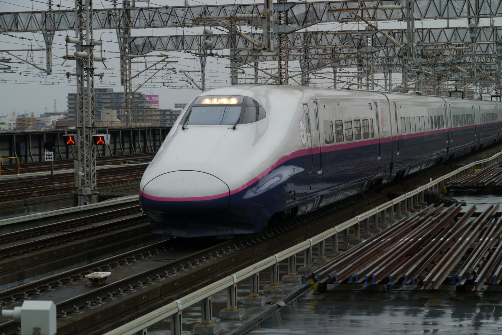 Shinkansen E2