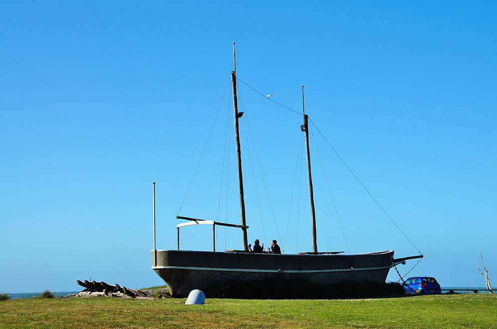 ..Shipwreck Memorial..