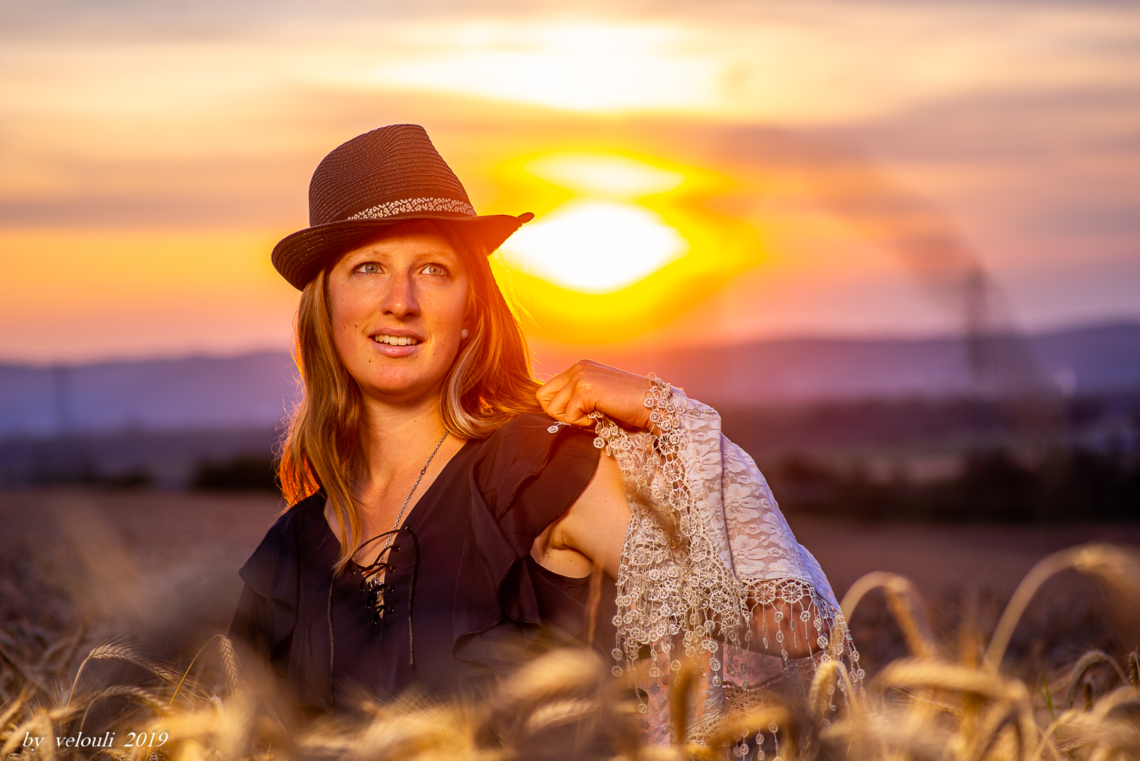 SHOOTING mit Fabienne im Korn-414