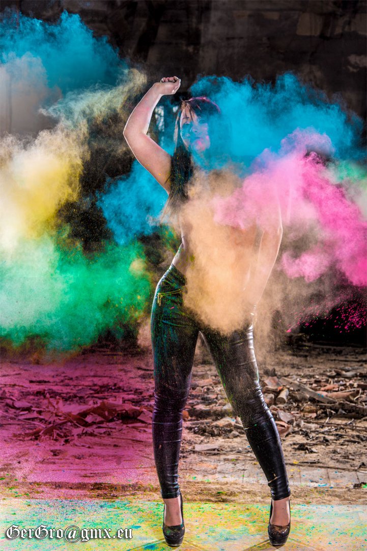 Shooting mit Holi-Farben 1