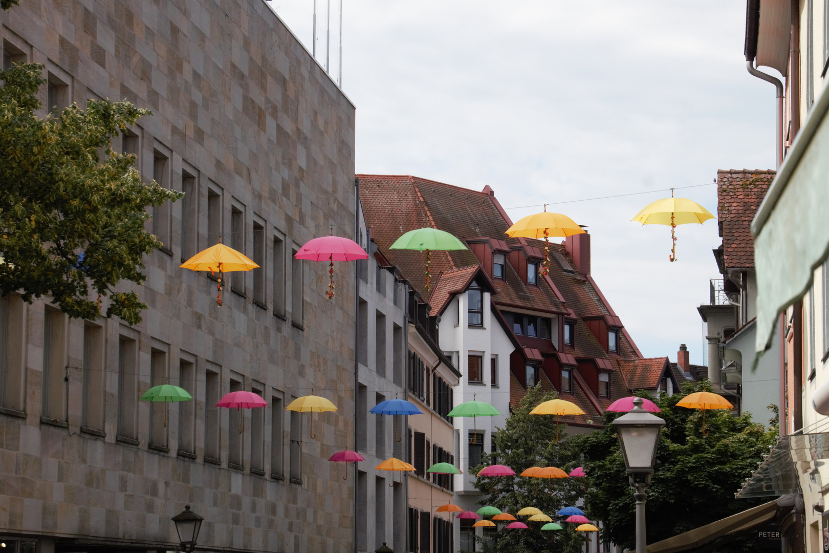 Shoppen bei Regen