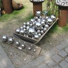 Show of steel balls