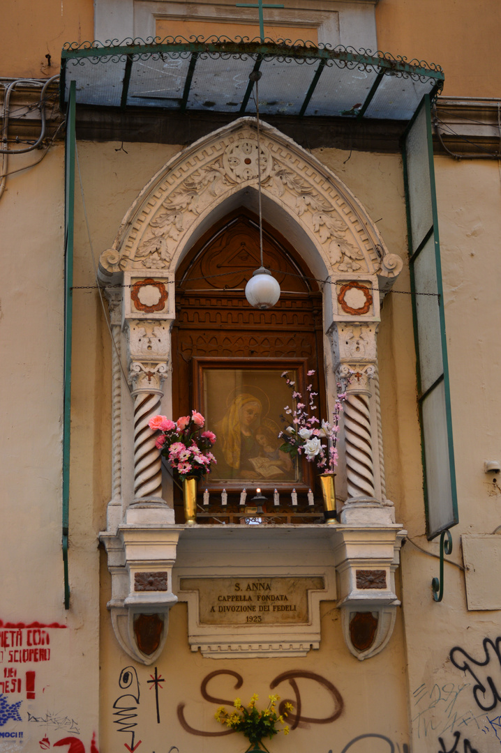 Shrine of the Virgin Mary, Naples, 2014