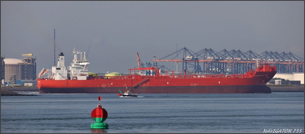 Shuttle Tanker PETROATLANTIC, Rotterdam