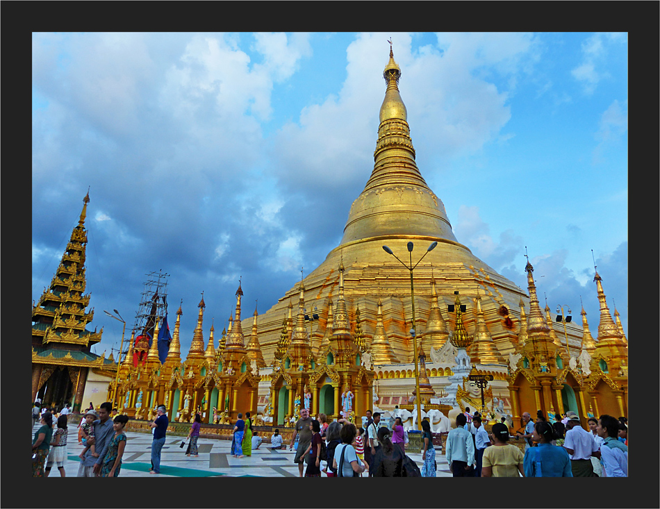 Shwedagon am Abend