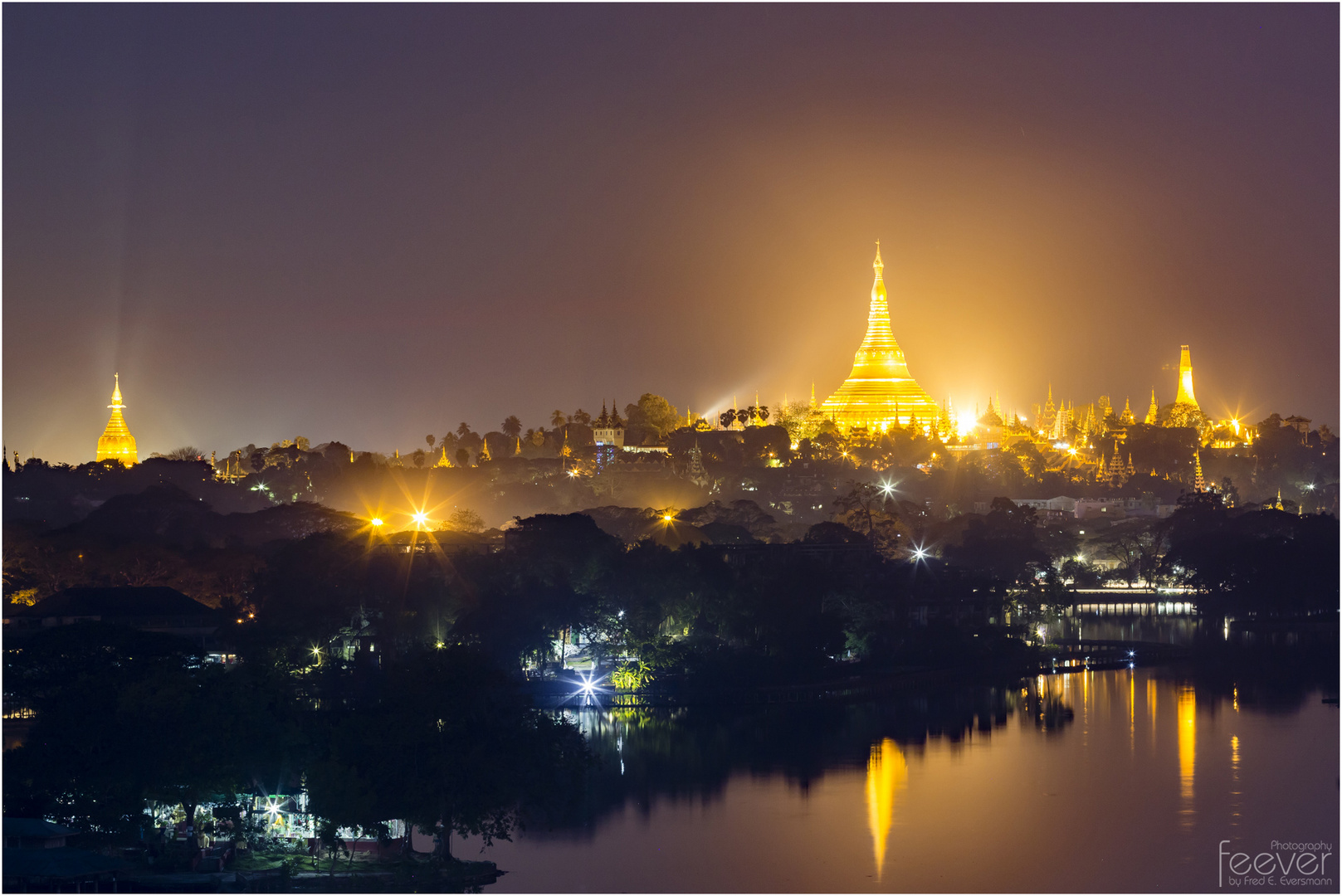 Shwedagon at Night