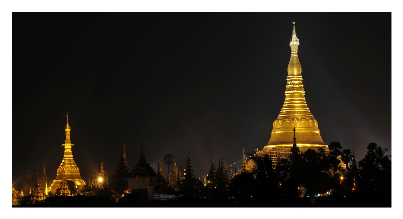 Shwedagon at Night