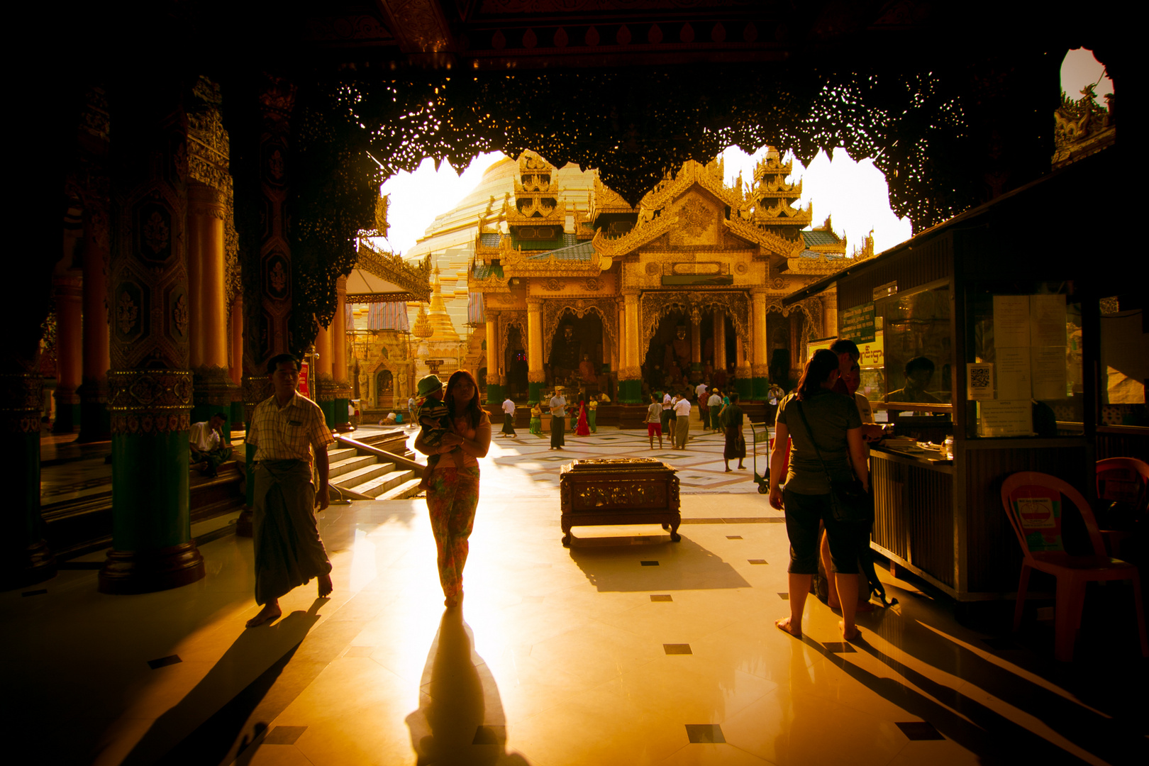 Shwedagon, Myanmar 02/2016