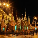 Shwedagon Pagoda at night