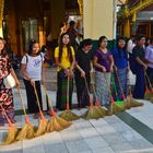 Shwedagon Pagoda Besen-Brigade