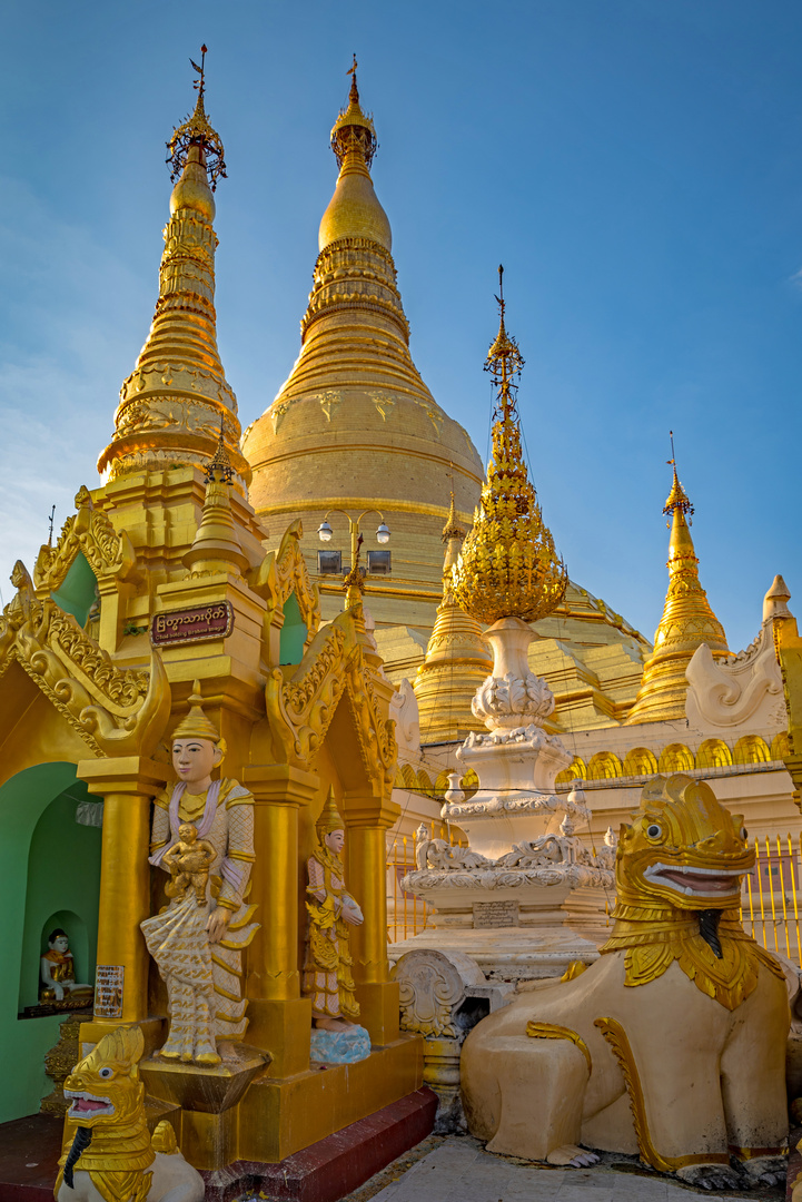 Shwedagon - Pagoda der unzähligen Details