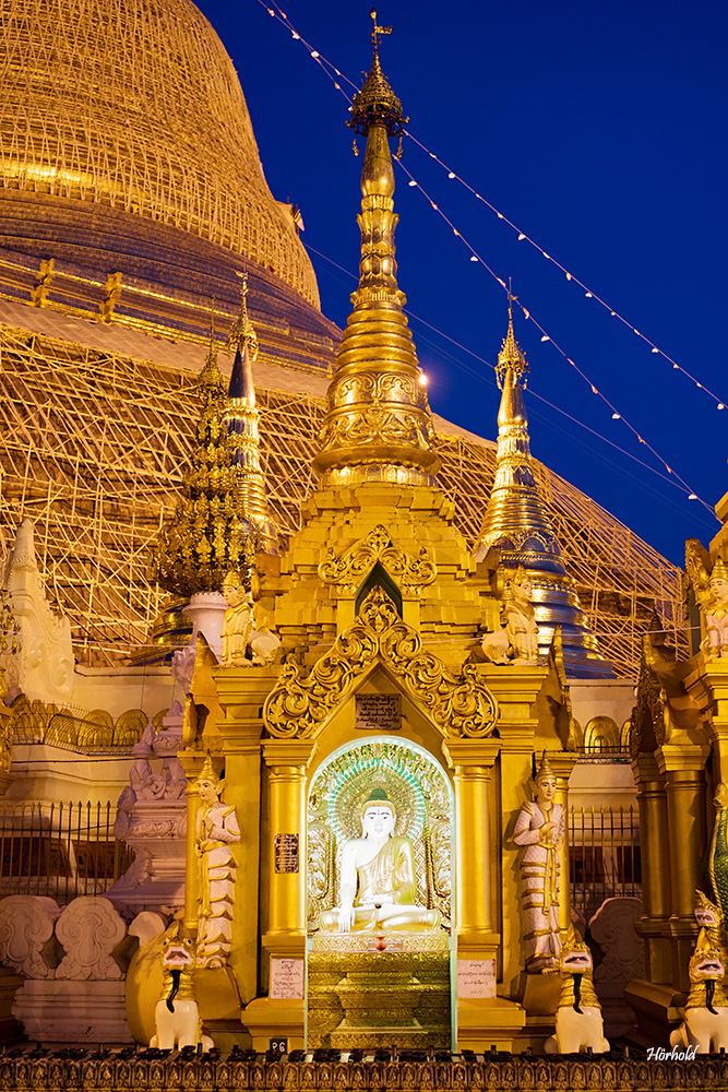 Shwedagon Pagoda IV