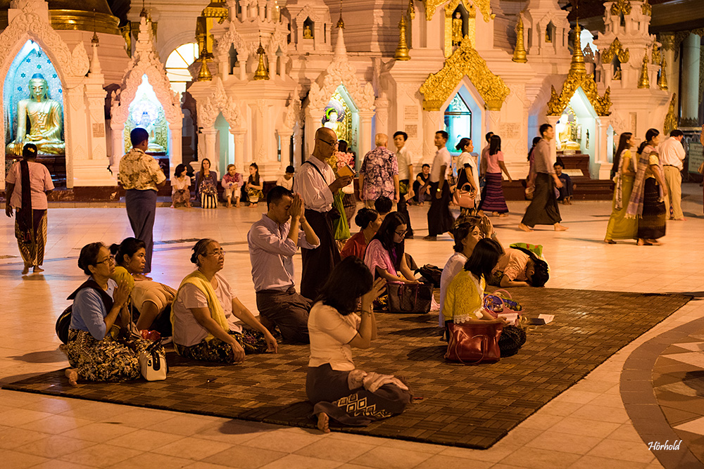 Shwedagon Pagoda V