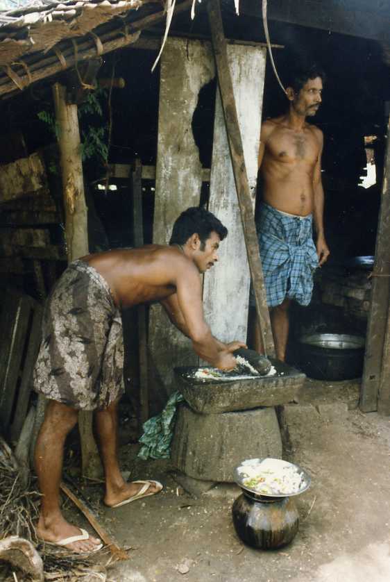 "si prepara il pranzo a Kochin"