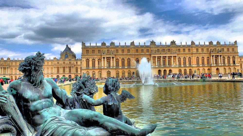Si Versailles....
