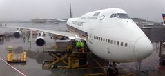 SIA 747-400 Megatop