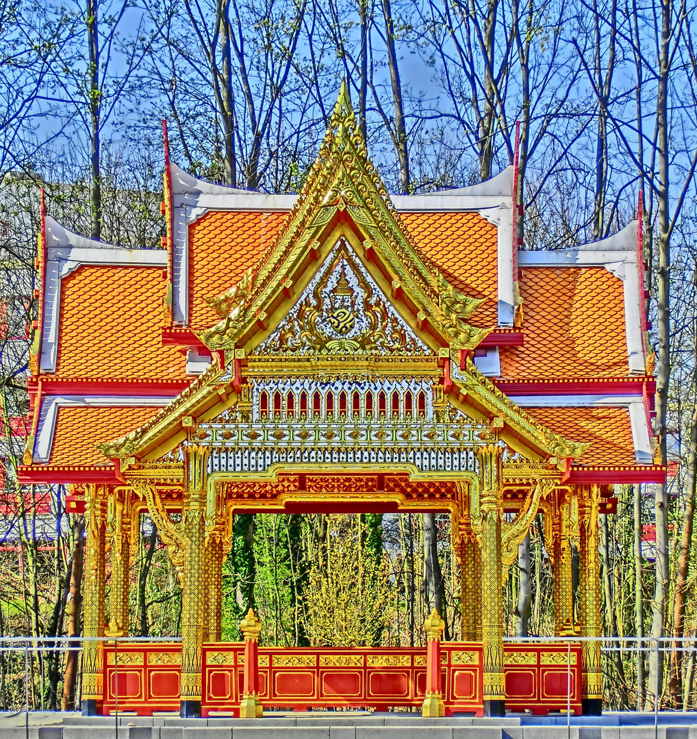 Siamesischer Tempel im Kurpark Bad Homburg (HDR-Aufnahme)