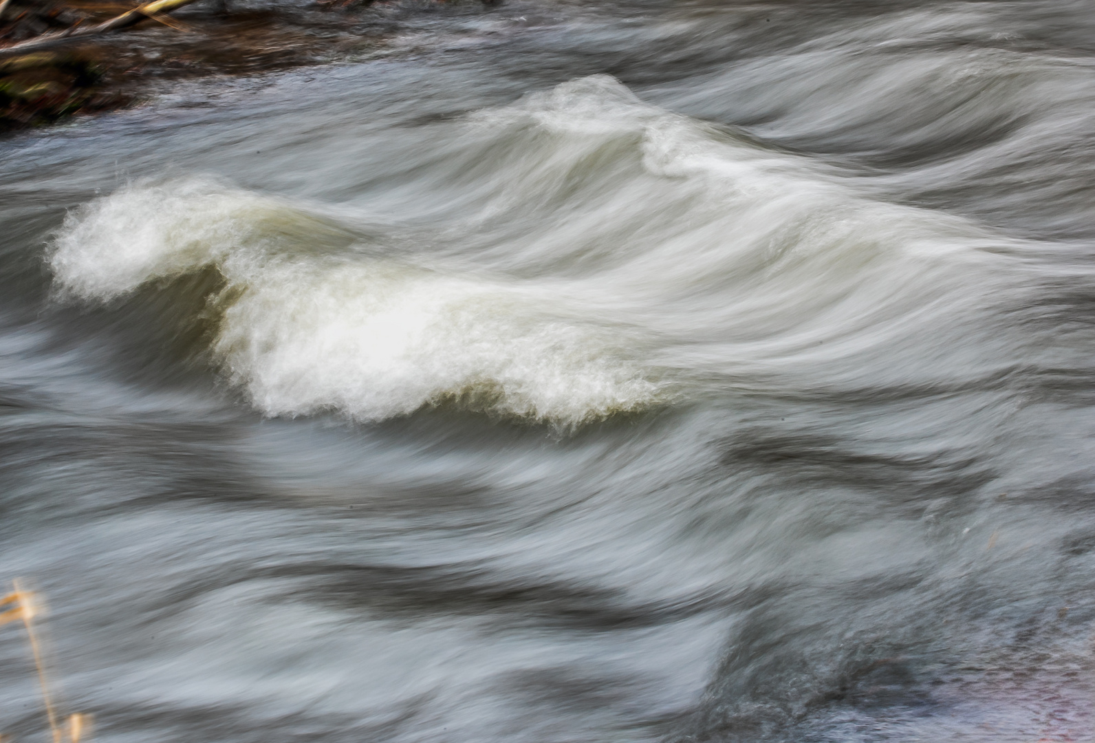 sich brechendes Wasser